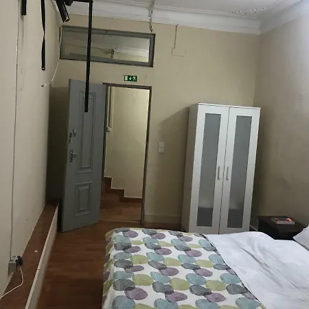 Residencial Estrela De Camoes Gæstehus *
